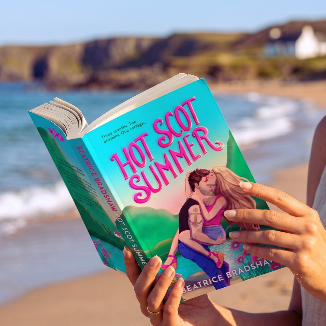 Hot Scot Summer, Paperback